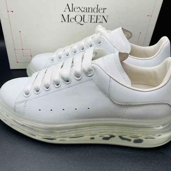 💎Host Pick💎Alexander McQueen Women’s Oversized Sneakers Size 9 NWB AUTHENTIC - Picture 4 of 9